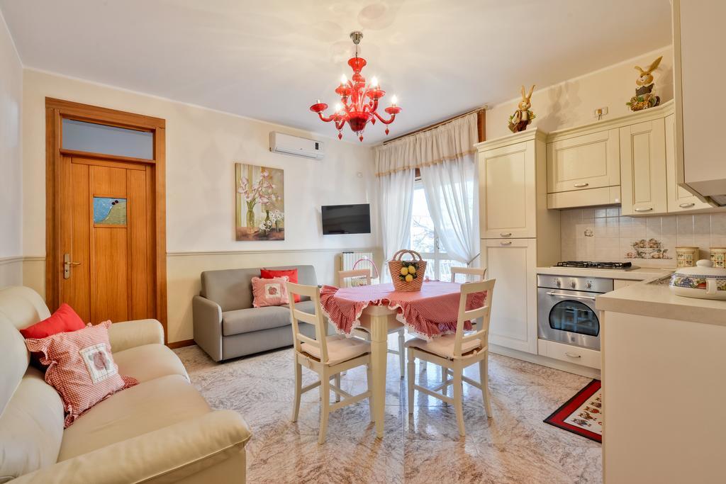 La Bouganville Holiday House Agropoli Exterior photo